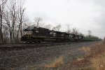 NS 4406 takes train 25G through Cove PA